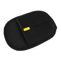 Расческа для животных Lapka электростатическая перчатка-щетка Фото