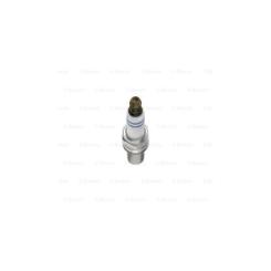 Свеча зажигания Bosch 0 242 135 528 Фото 2