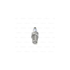 Свеча зажигания Bosch 0 242 135 528 Фото 4