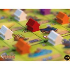 Настольная игра IELLO Little Town (Маленький город), английский Фото 2
