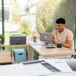 Лазерный принтер Brother HL-L2442DW Фото 4