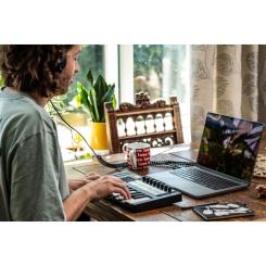 MIDI-клавиатура Novation Launchkey Mini 25 MK4 Фото 10