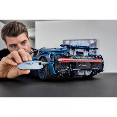Конструктор LEGO Автомобиль Bugatti Chiron 3599 деталей Фото 5