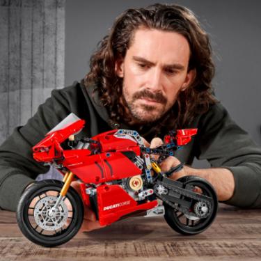 Конструктор LEGO Technic Ducati Panigale V4 R 0 646 детали Фото 5