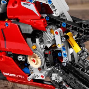 Конструктор LEGO Technic Ducati Panigale V4 R 0 646 детали Фото 8