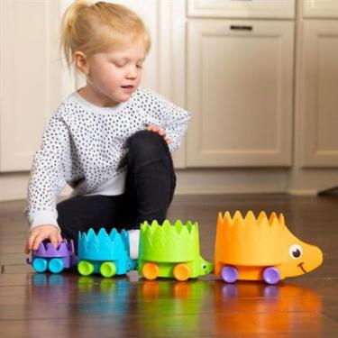 Развивающая игрушка Fat Brain Toys Пирамидка-каталка Ежики Hiding Hedgehogs Фото 5